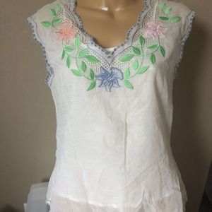 NWT Sweetees white embroidery peasant top 4